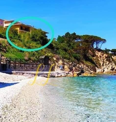 Foto 2 von 73: One-Bedroom Apartment with Sea View