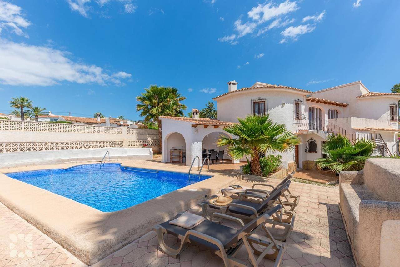 Villa Esmeralda by Abahana Villas 1