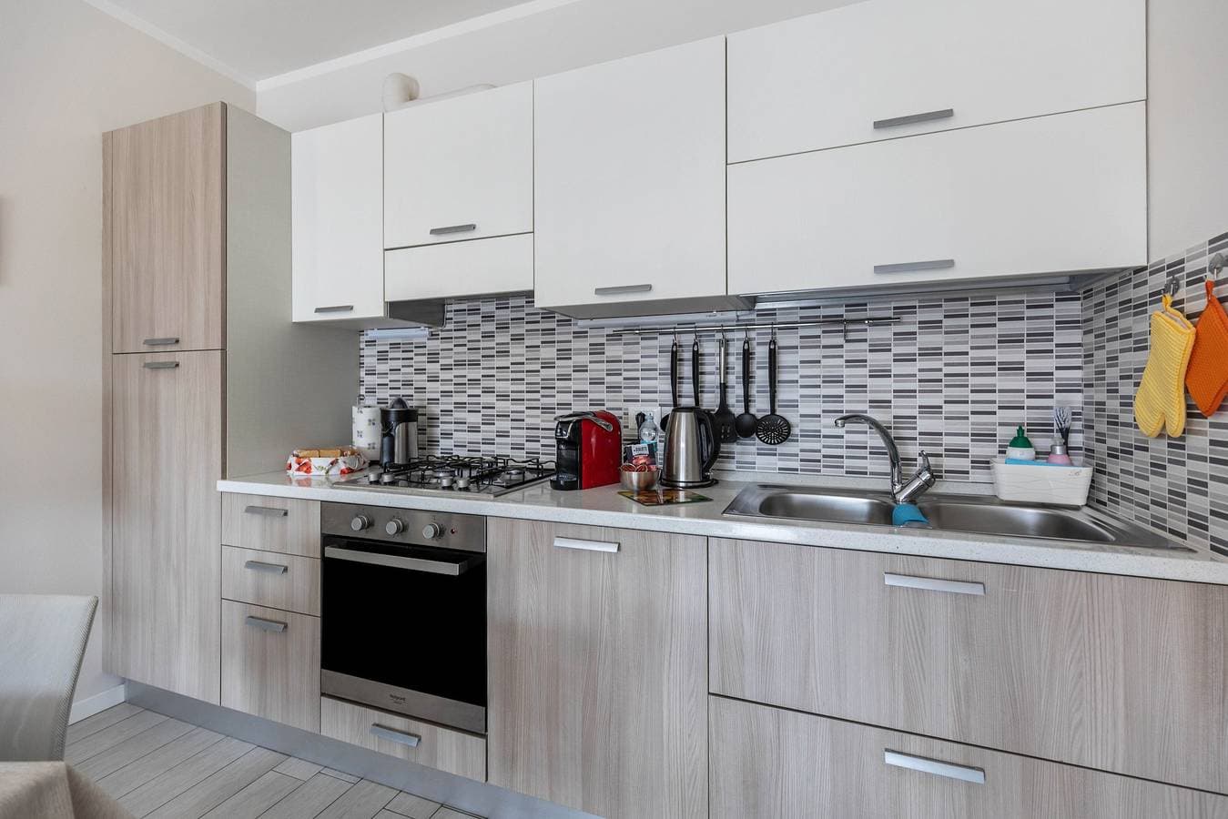 Foto 8 von 33: Apartment 'Delizioso Residence Vista Lago' mit Seeblick, WLAN und Klimaanlage