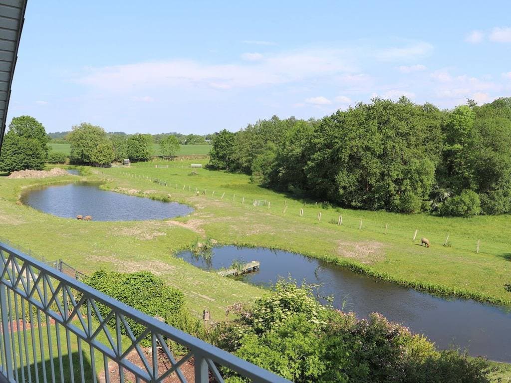Foto 9 von 41: Ferienwohnung in Süsel mit Schwimmbecken