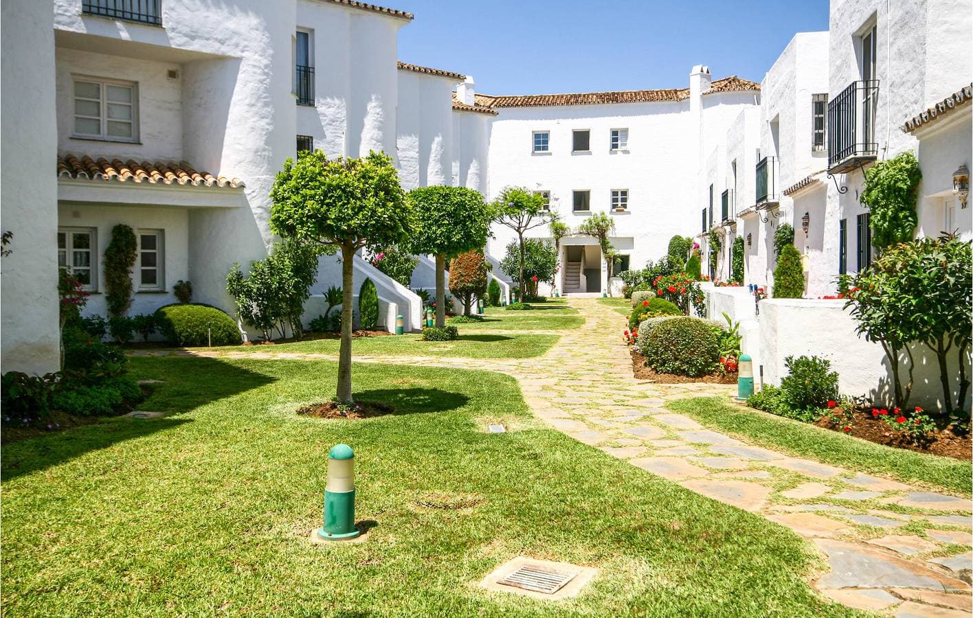 Foto 9 von 36: Klimatisierte Wohnung mit Pool und Terrasse