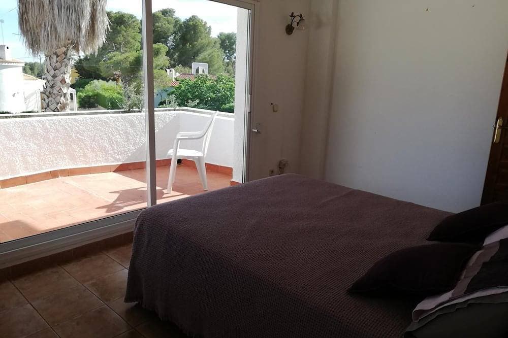Foto 4 von 21: Charmantes Haus mit privatem Pool nur wenige Meter vom Meer entfe