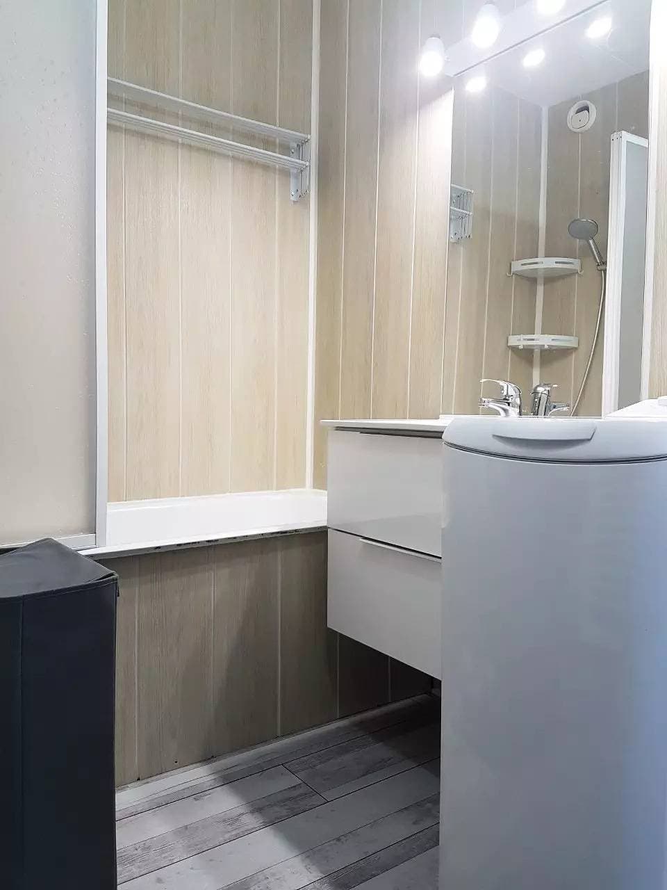 Foto 9 von 15: In der Nähe des Aufzugs, schöne Wohnung, sehr schöne Aussicht