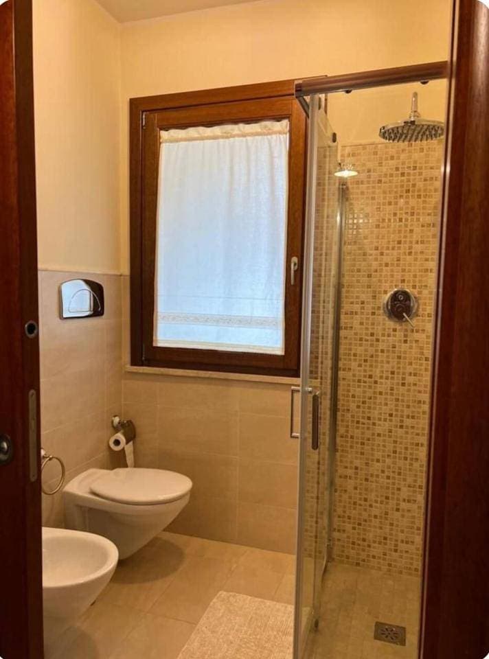 Foto 9 von 32: Superior Double Room with Internal Private Bathroom