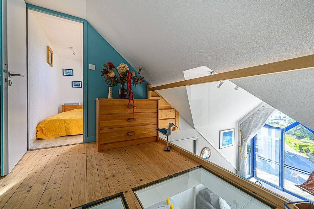 Foto 3 von 28: Meerblick! Helle Veranda-Wohnung am Fuße des Strandes