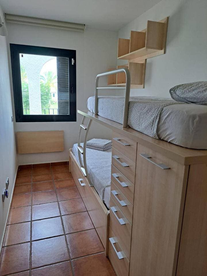 Foto 11 von 26: Three-Bedroom House