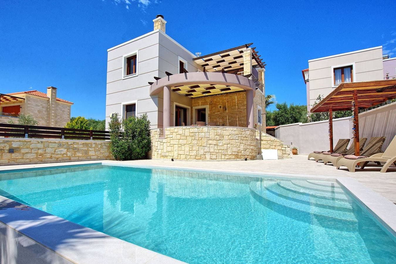 Foto 13 von 32: Villa für 4 Personen mit Terrasse