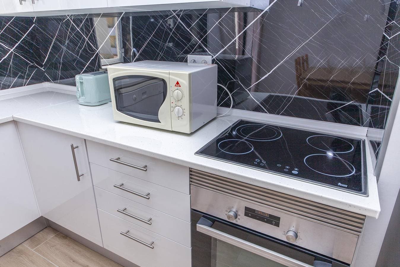 Foto 9 von 34: Ferienwohnung für 3 Personen mit Balkon