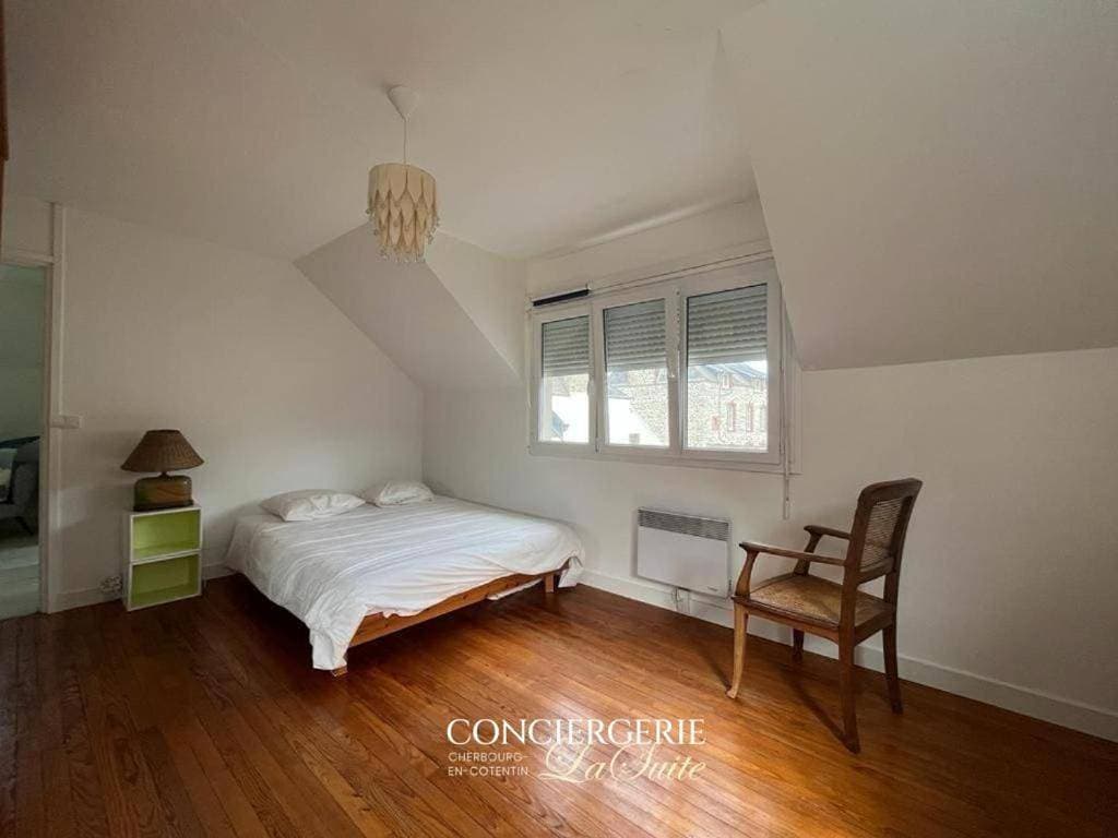 Foto 7 von 16: Three-Bedroom House