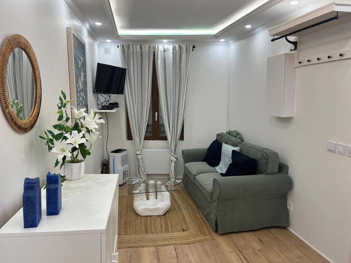 Foto 4 von 14: One-Bedroom Apartment