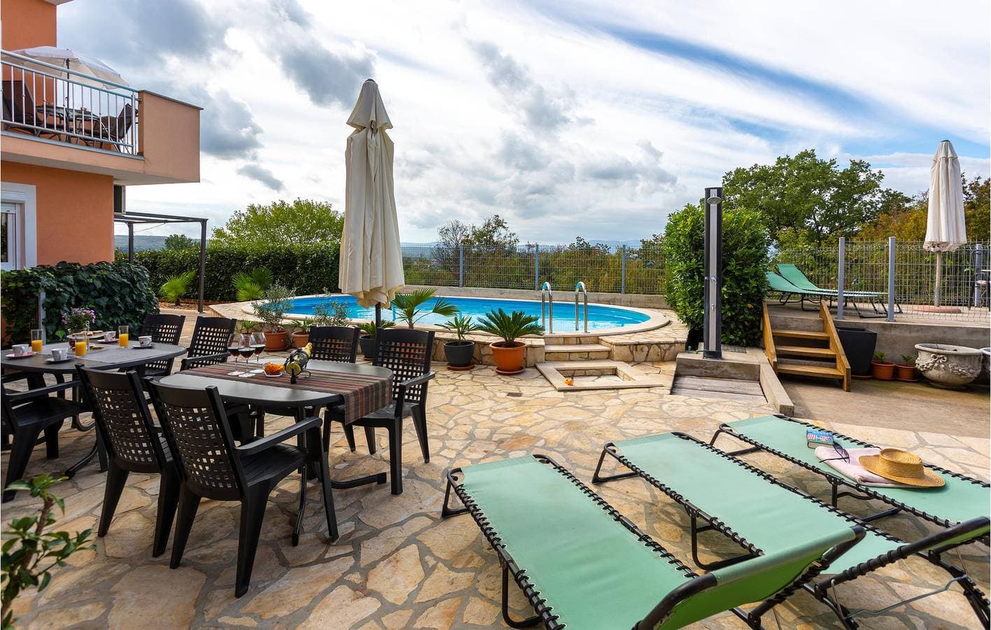 Foto 13 von 35: Gemütliche Ferienwohnung mit Pool in der Nähe eines FKK-Strandes – WLAN, Klimaanlage und Terrasse