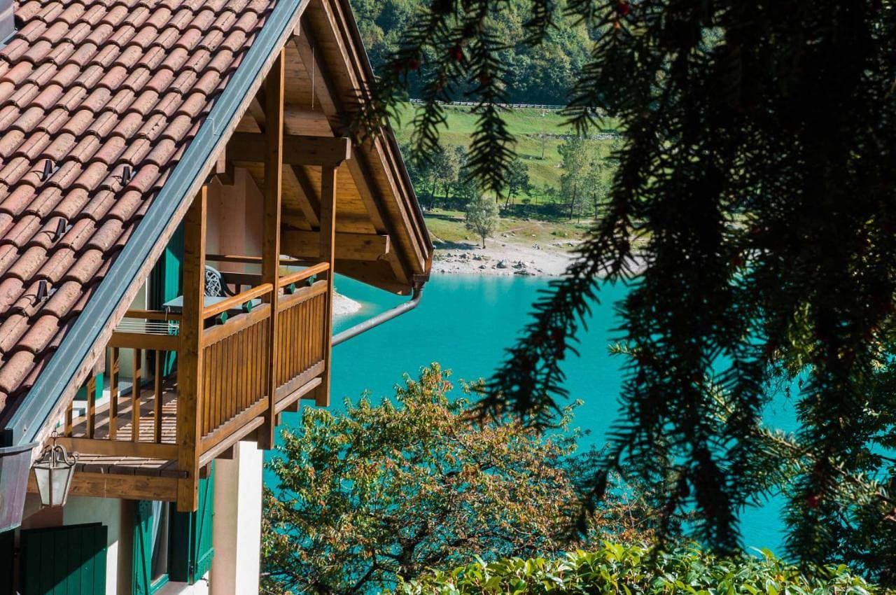 Foto 8 von 41: Apartment with Lake View