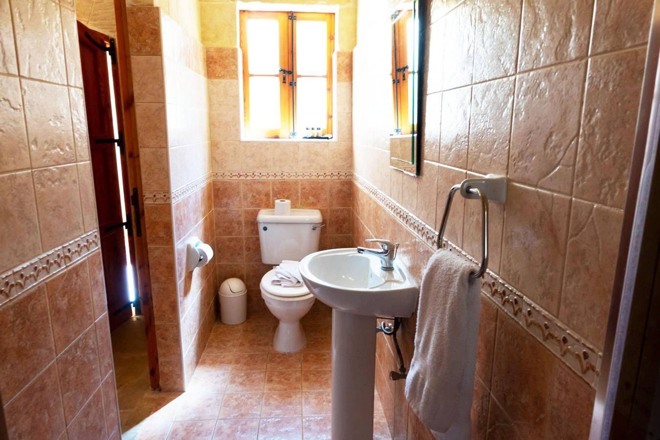 Foto 9 von 21: Villeleynah Amazing Gozitan Villa + Pool