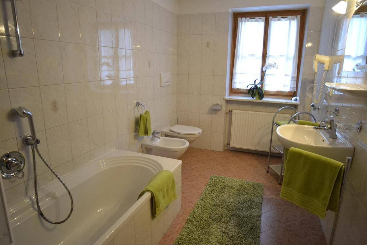 Foto 5 von 7: Two-Bedroom Apartment