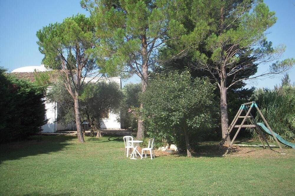 Foto 13 von 22: Ferienwohnung auf parkähnlichem Privatanwesen mit Pool bei Arles in der Provence