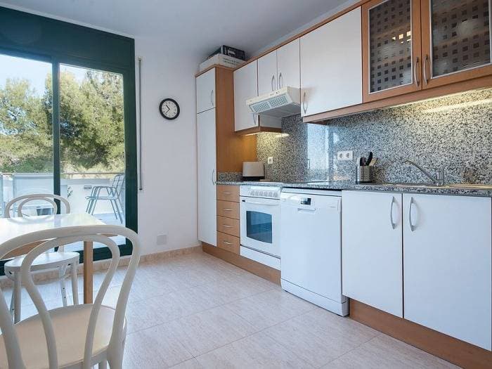 Foto 12 von 44: Ferienhaus für 8 Personen mit Balkon