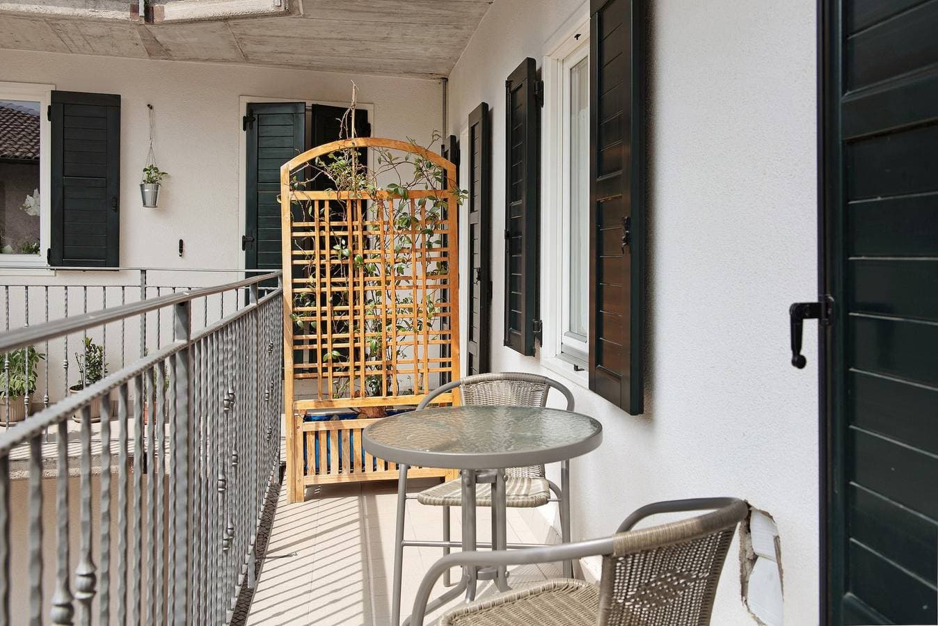 Foto 6 von 22: Ferienwohnung 'Lago di Serraia' mit Bergblick, Balkon und WLAN