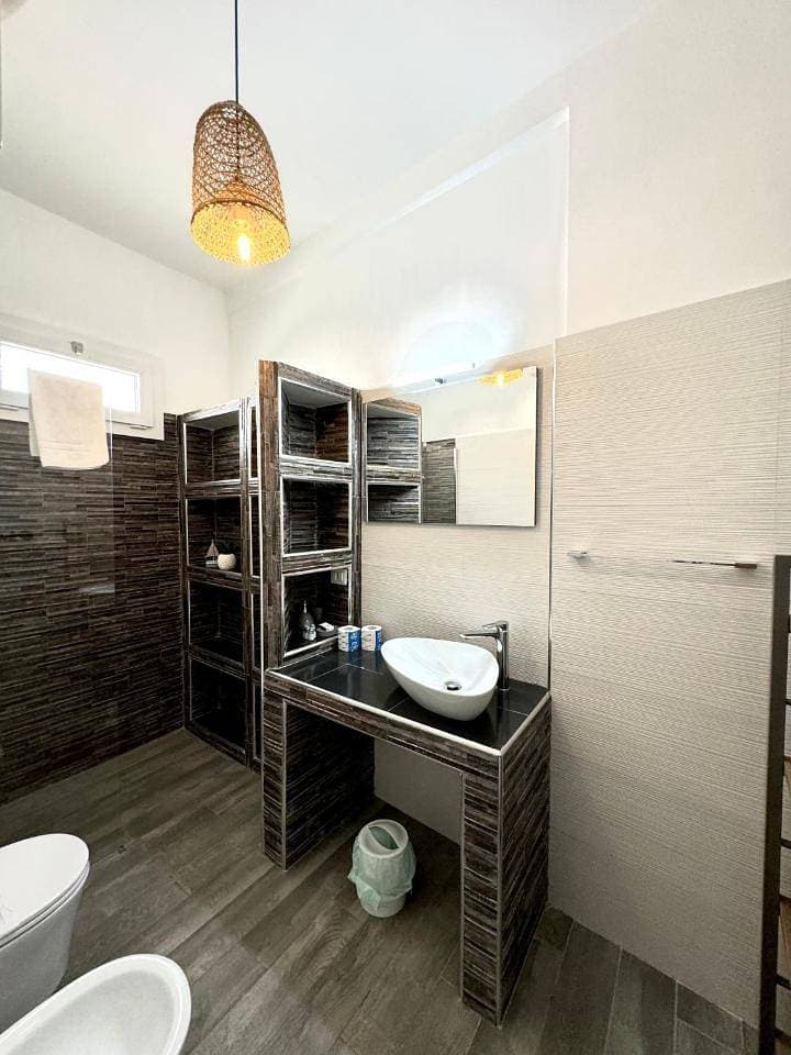 Foto 7 von 20: Two-Bedroom Apartment