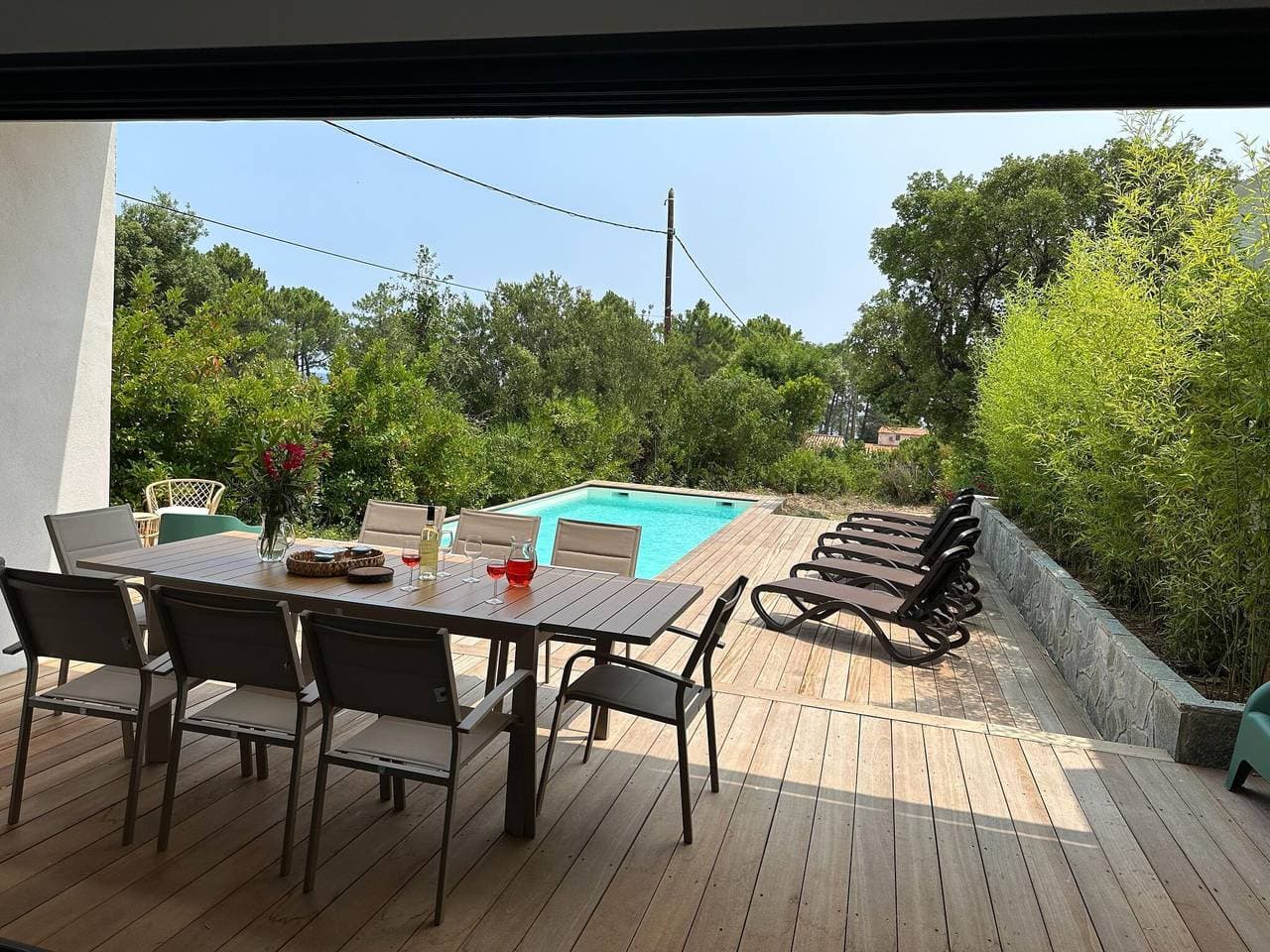 Foto 4 von 11: Attraktive Villa mit privatem Pool