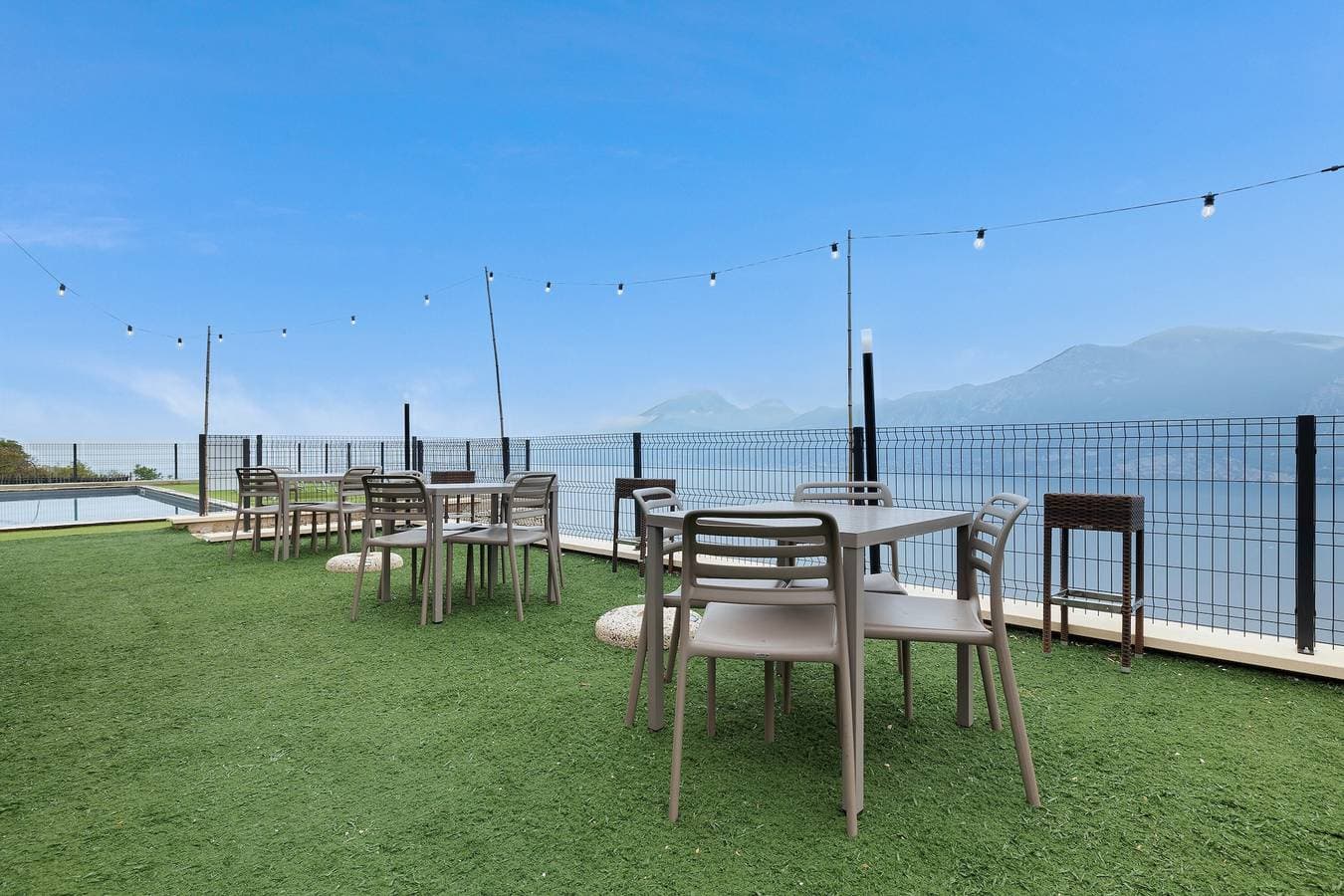 Foto 12 von 26: Mobilheim 'Genziana' mit Blick auf den See, Wi-Fi und Klimaanlage