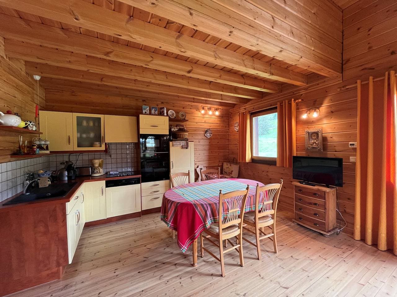 Foto 5 von 12: 3-Zimmer-Wohnung an der Piste, ruhig, 6 Betten
