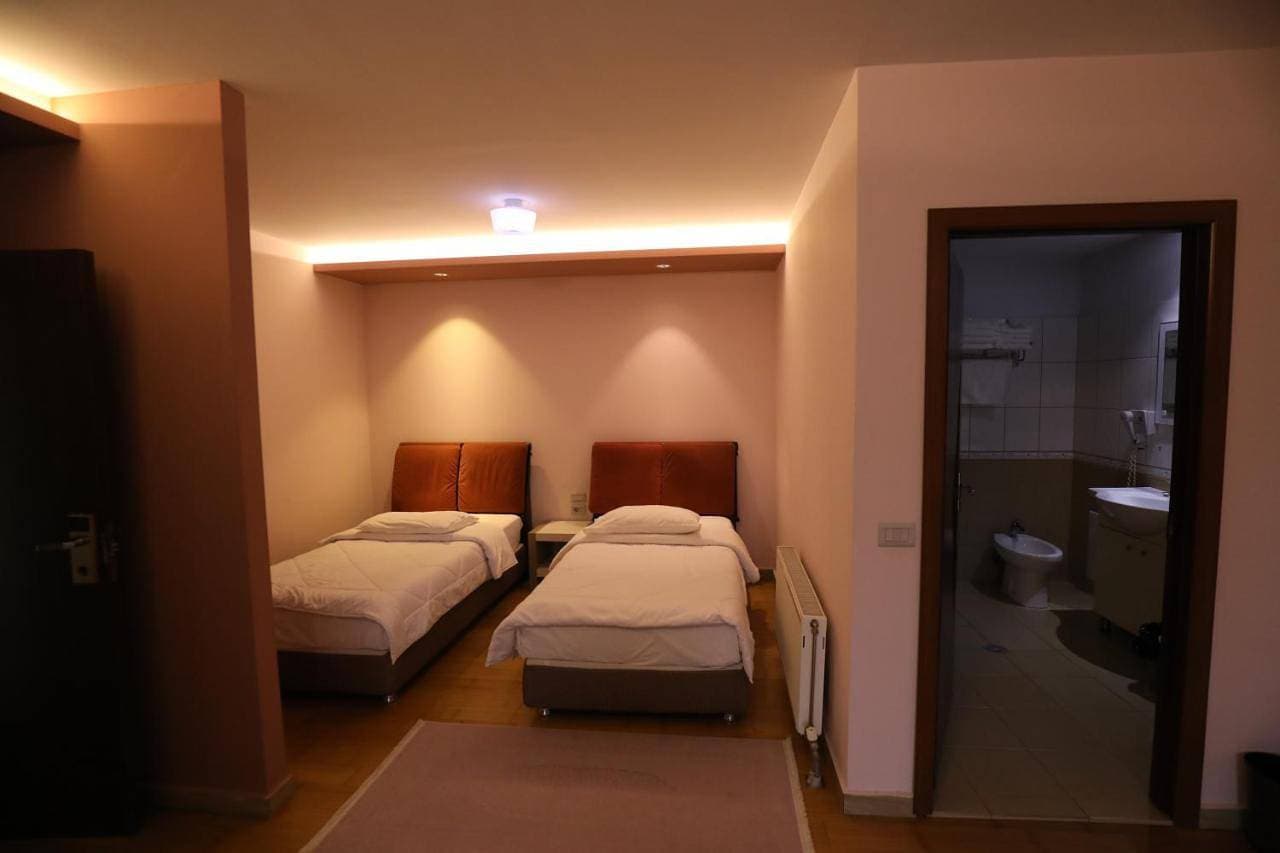 Foto 11 von 13: Twin Room with Balcony