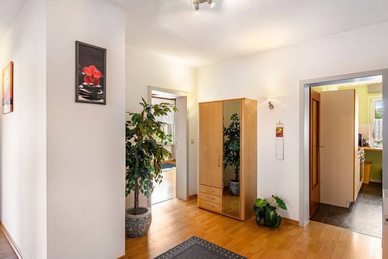 Foto 13 von 39: Ferienwohnung 'Wolfswind' mit Bergblick, Balkon und Wi-Fi