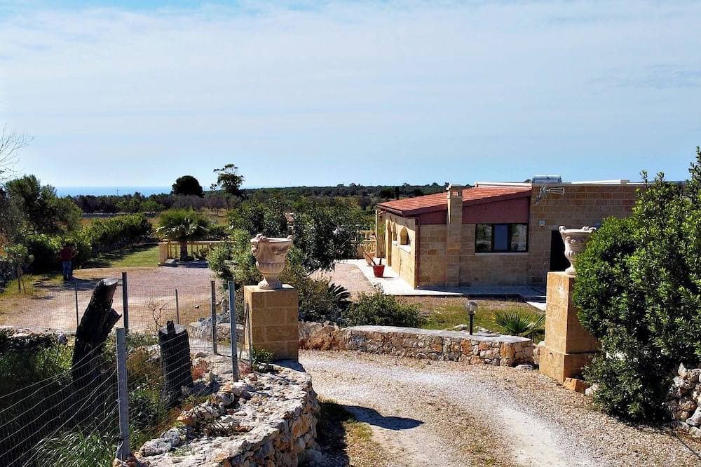 Foto 13 von 30: Villa degli ulivi salento mit privatem eingezäuntem parkplatz