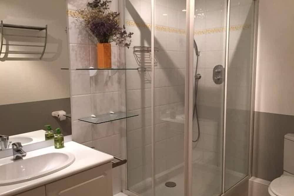 Foto 3 von 17: Apartment mit 2 Schlafzimmern, Parkplatz und Aufzug in Lourmarin