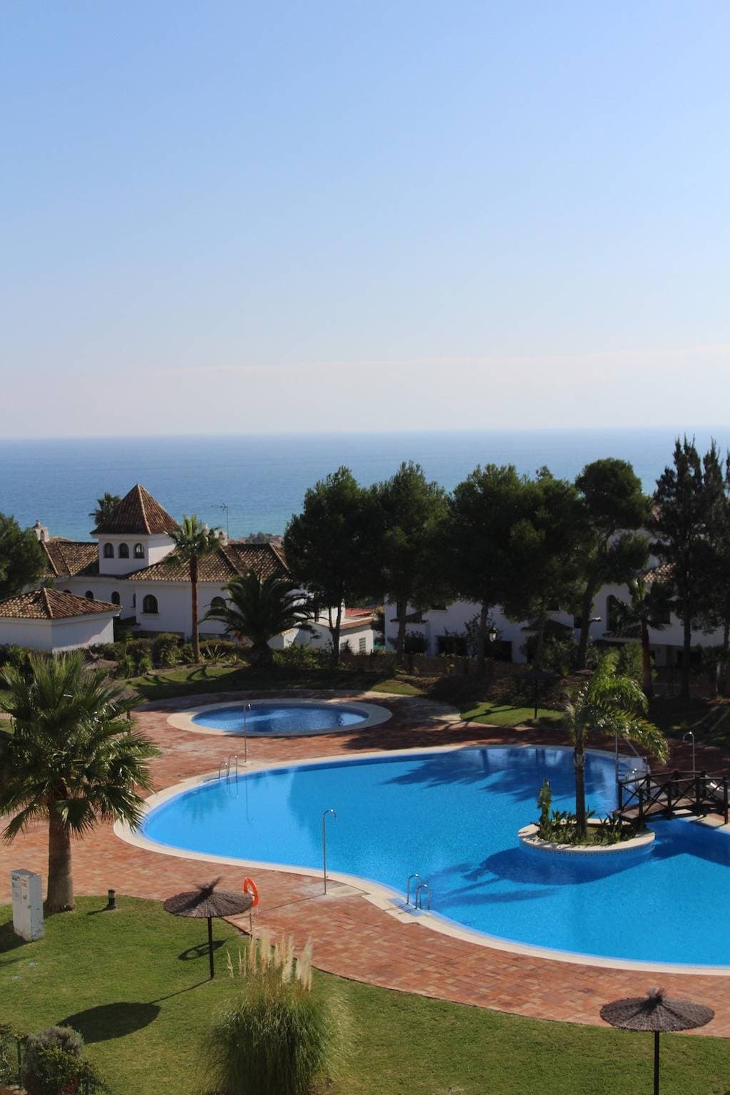 Foto 3 von 27: Duquesa Suites 2099 Sunrise