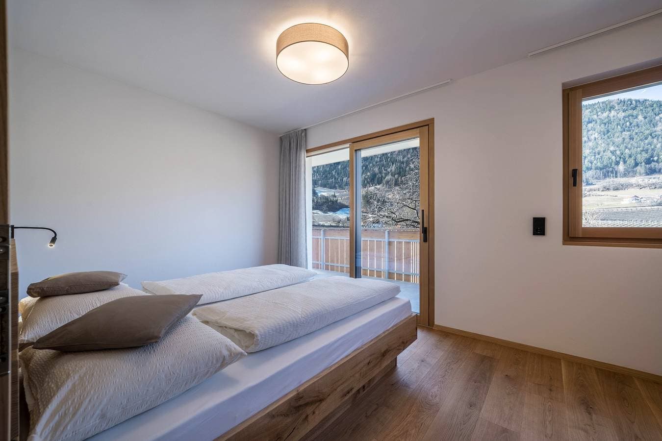 Foto 11 von 19: Ferienwohnung "Sunnig - Sonnenlicht" mit Bergblick, Balkon & WLAN