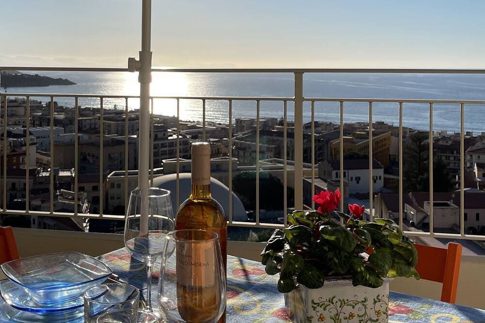 Kostliches Penthouse in Cefalu' mit bezauberndem Panoramablick auf das Meer. 1