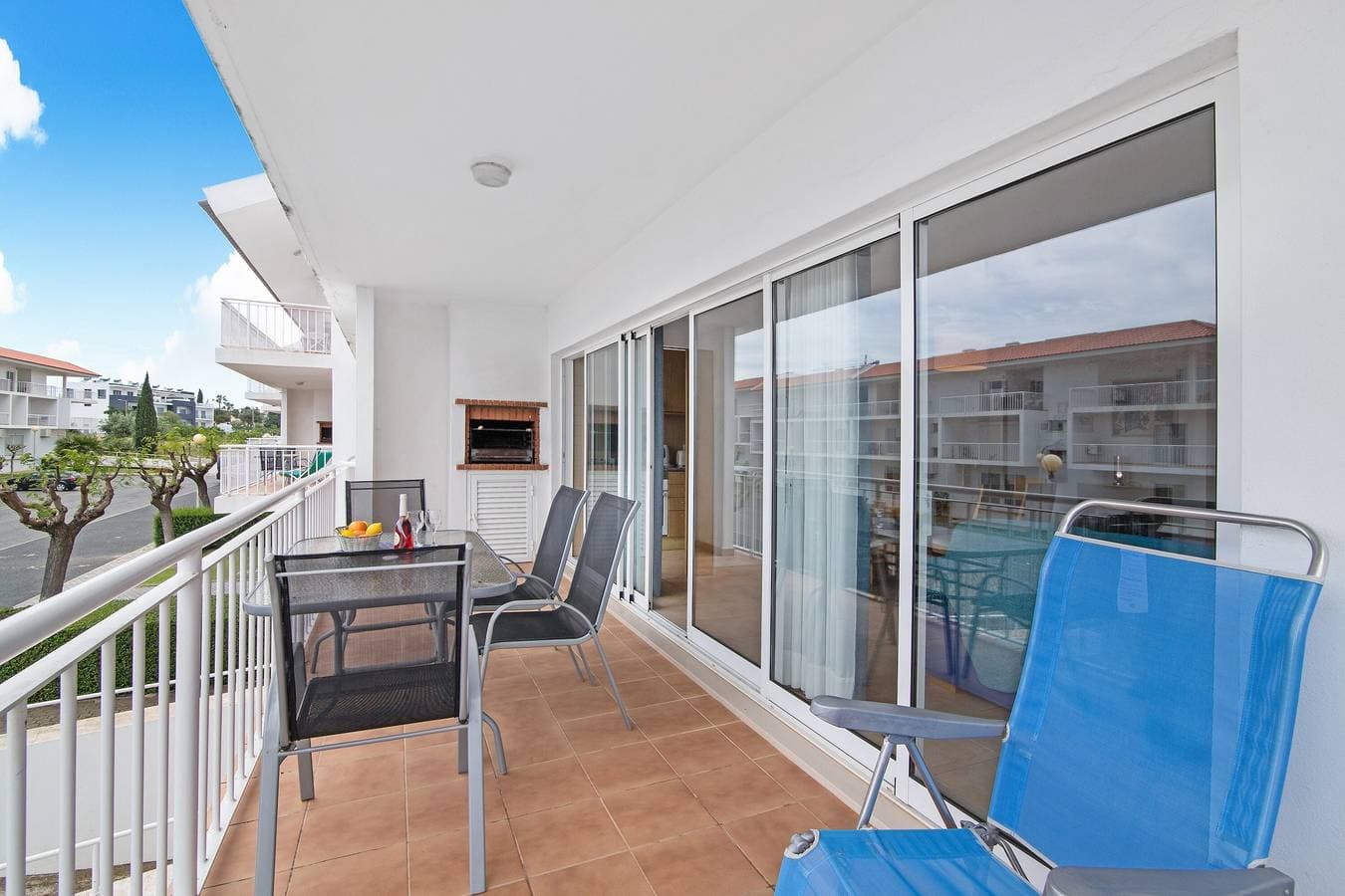 Foto 4 von 27: Ferienwohnung 'Costa Cabanas 62' nahe Strand mit Gemeinschaftspool & WLAN