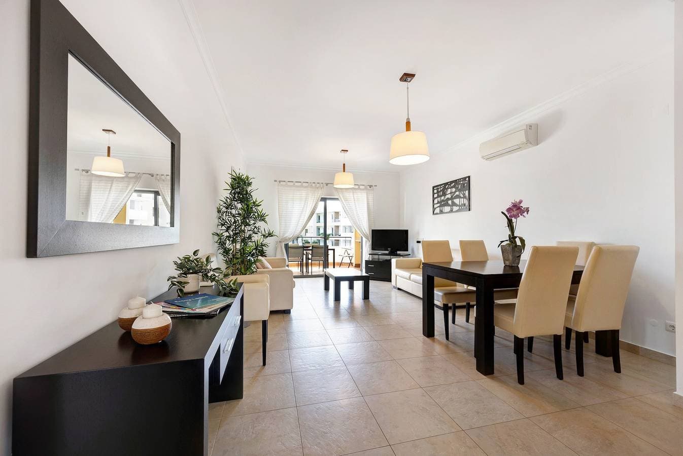 Foto 7 von 32: Apartment 'Chez Hélène et Paulo' mit Gemeinschaftspool, WLAN und Klimaanlage