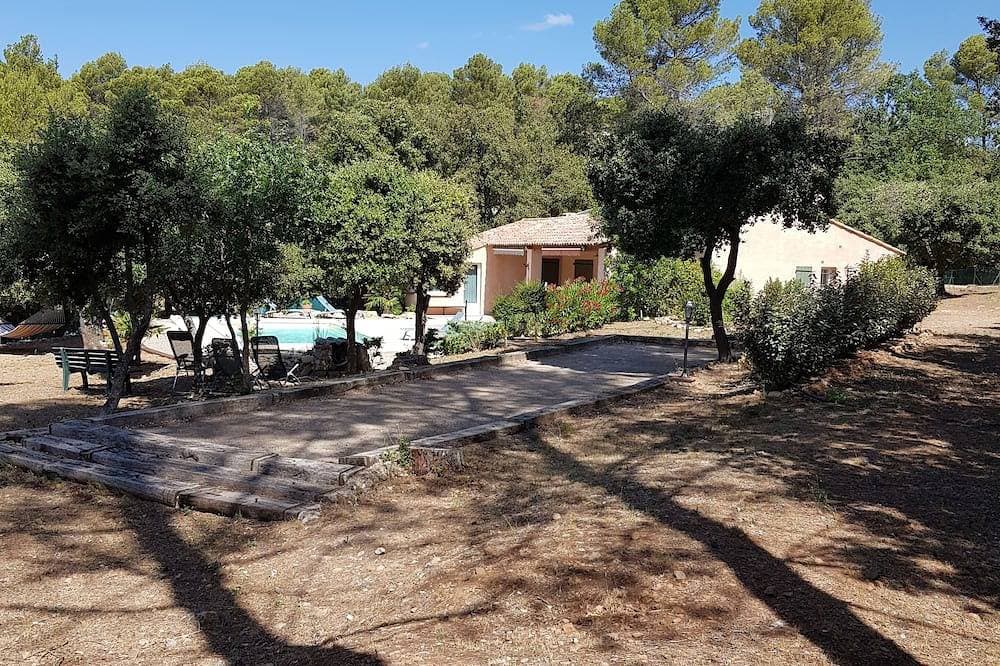Foto 13 von 30: Im Herzen von 4600m2 von Eichen, ruhig: Schwimmbad, Tennis, Pétanque, privat