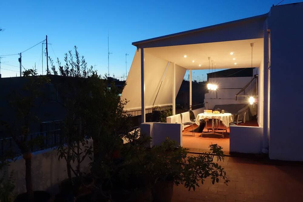 Garten Penthouse Mercado Alicante, 70m2 ruhige und sonnige Terrasse 1