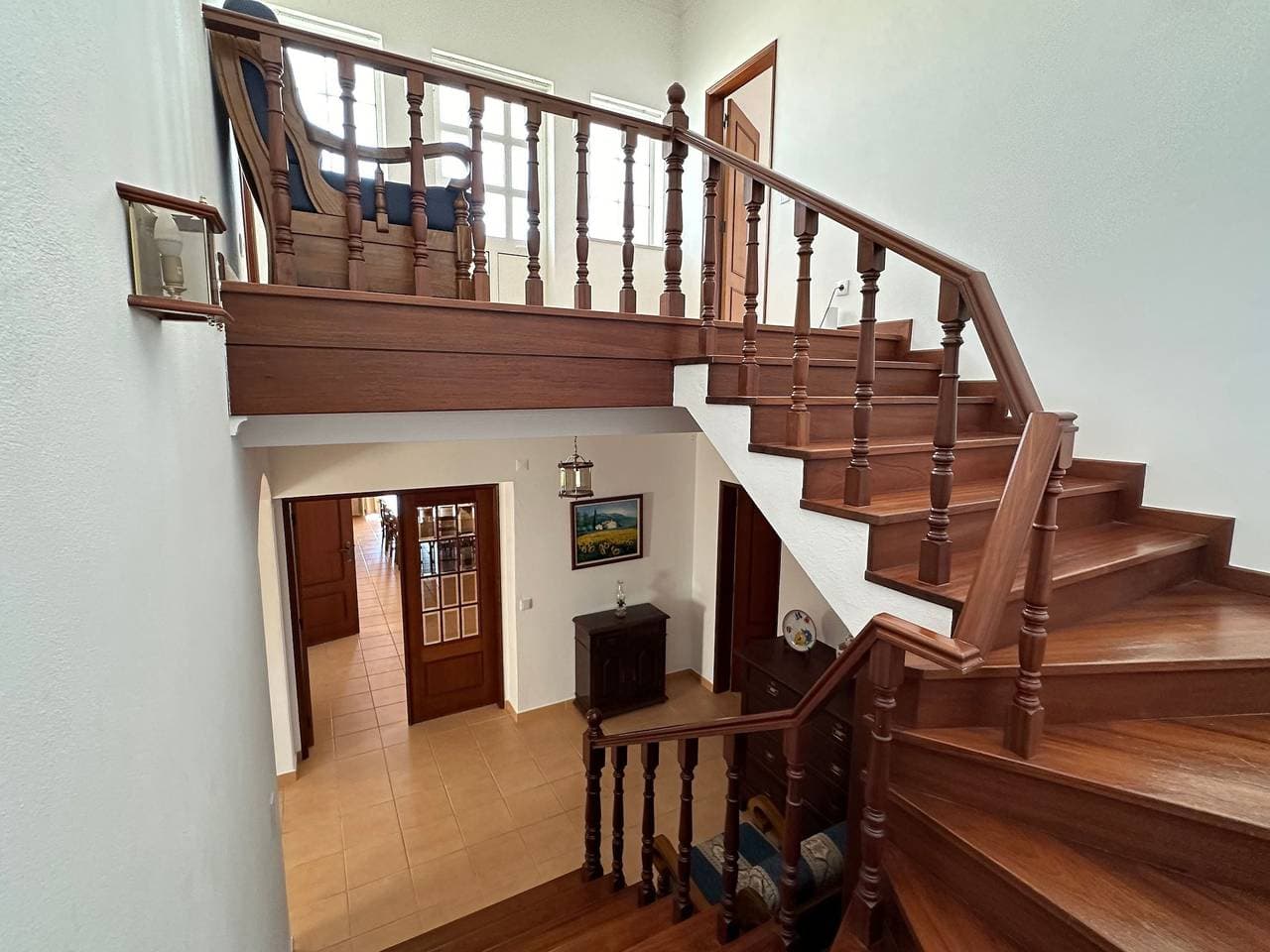 Foto 6 von 128: BnB Homes Luxurious Villa with 5 bedrooms & pool