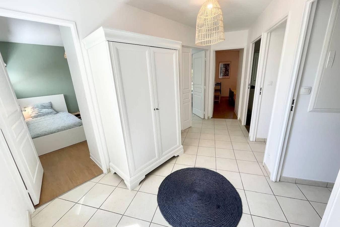 Foto 13 von 32: Ferienwohnung für 6 Personen mit Terrasse