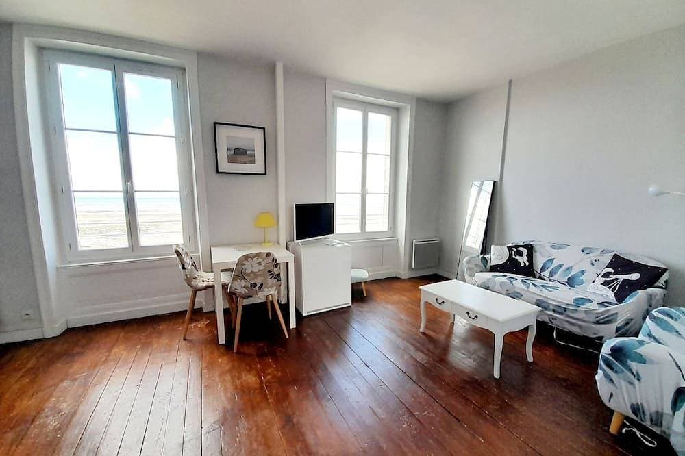 Foto 6 von 12: Votre escapade face à la mer — un appartement simple, à 20 mètres de la mer