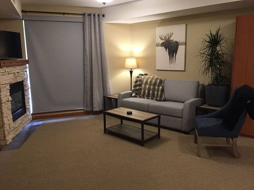 Foto 8 von 15: Wunderschön warme und geräumige Mountain Studio Suite