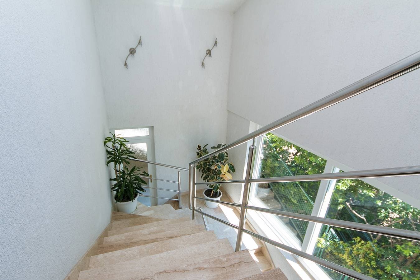 Foto 6 von 15: Zimmer mit Terrasse Brela, Makarska S-2717-i