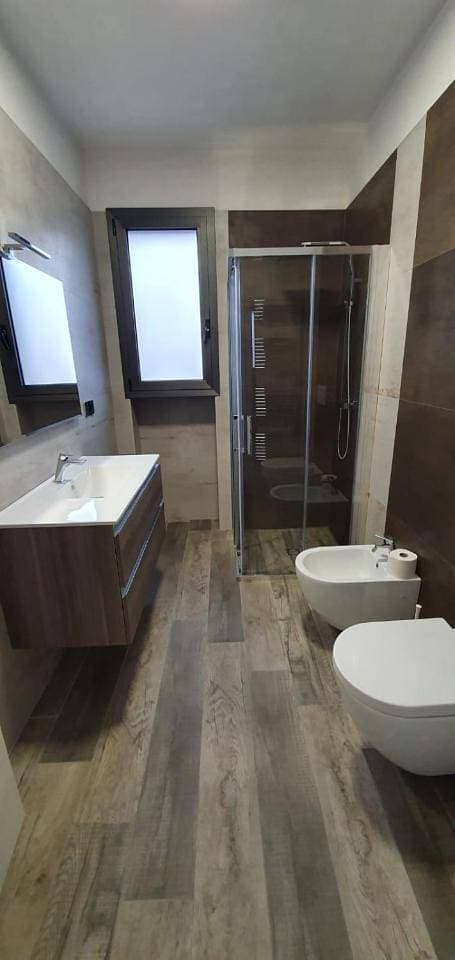 Foto 7 von 8: Double Room with Private Bathroom