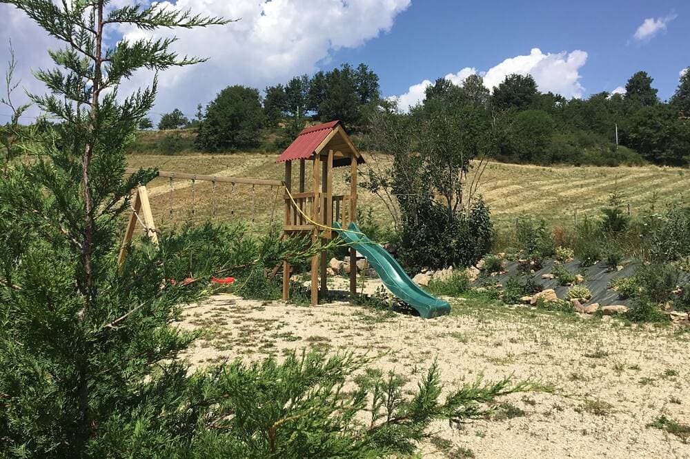 Foto 10 von 19: Ruhiges Haus Berg Schwimmen Bergfahren Wandern