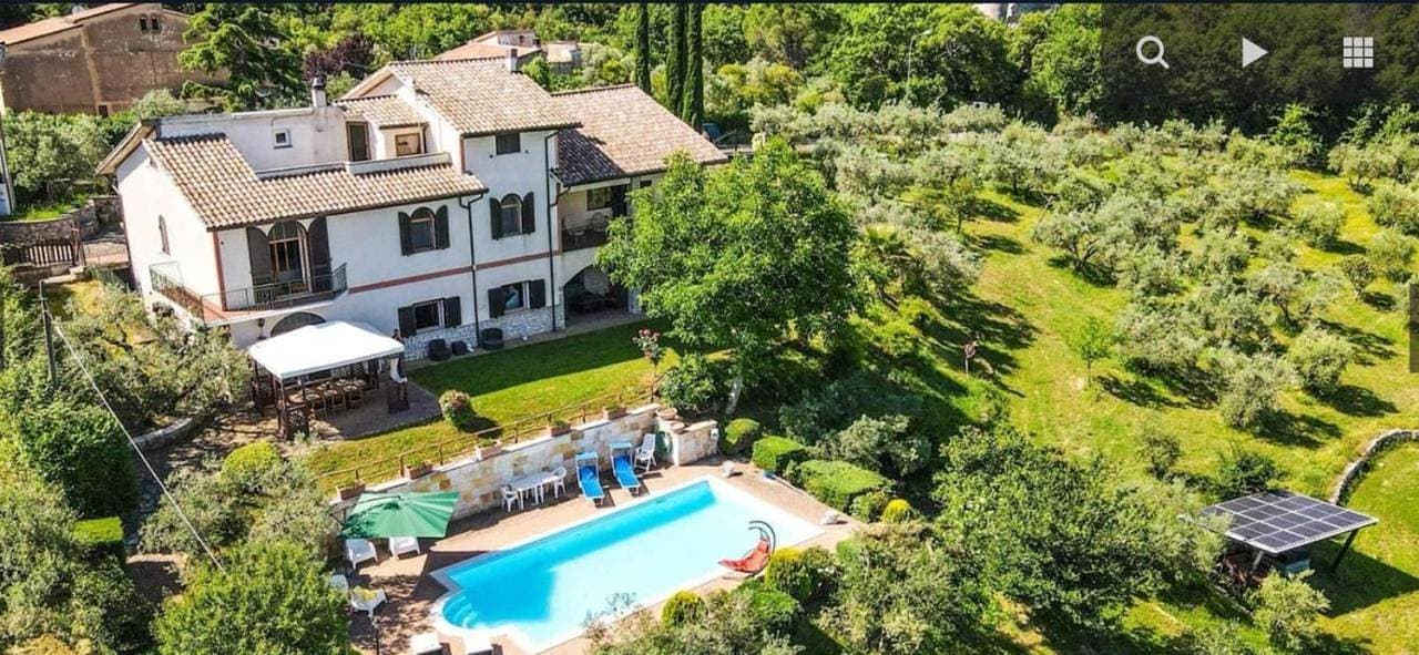 Casale degli Ulivi 1