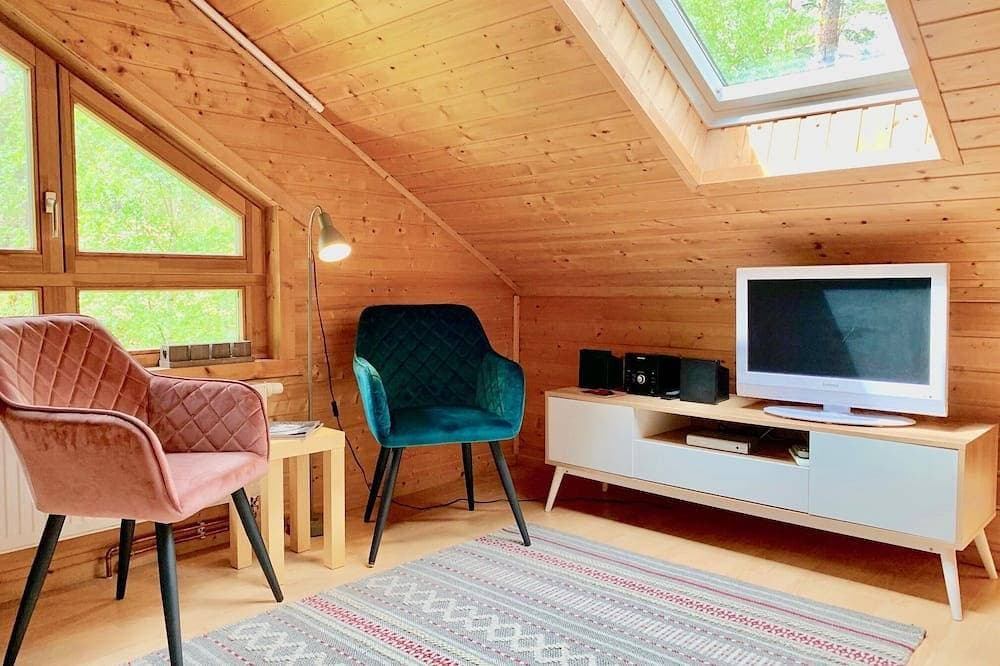 Foto 12 von 30: Ihr schönes Haus am See mit Kamin, Sauna und tollem Seeblick! Typ2-E-Ladestation