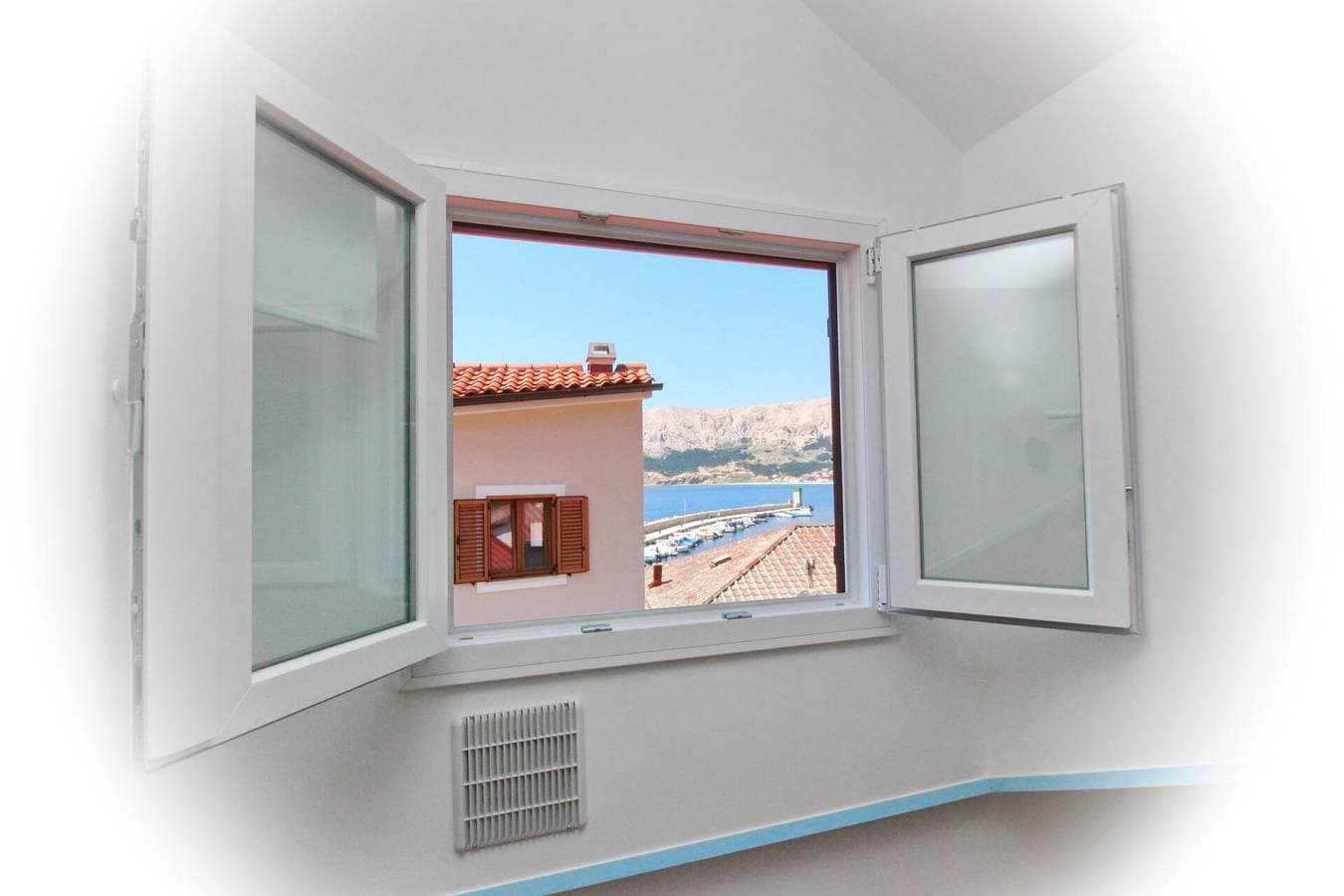 Foto 12 von 31: Apartment Cubranic S. Senj - im Hafen, nahe dem Meer