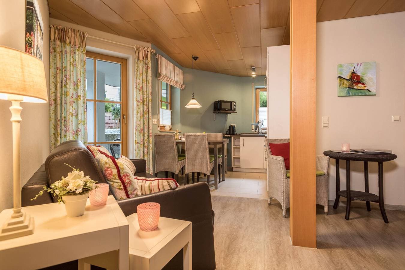 Foto 5 von 28: Gemütliche Ferienwohnung 7 auf dem "Trostelhof" mit Privatterrasse