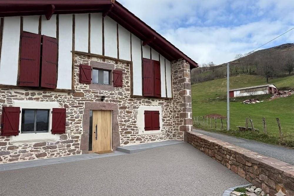Foto 8 von 16: Peontenia - Bidarray