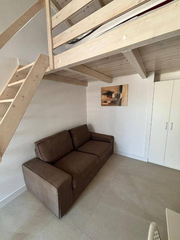 Foto 11 von 17: One-Bedroom Apartment