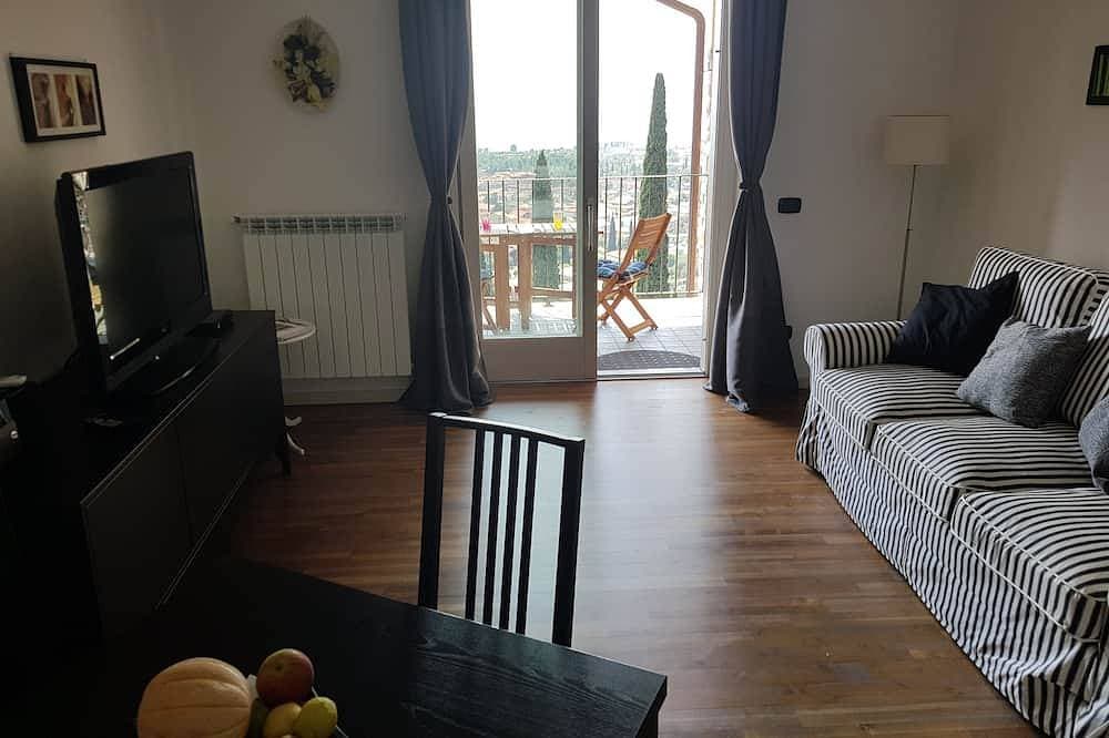 Foto 6 von 30: Moderne Wohnung mit Loggia, atemberaubenden See-Panoramablick und Infinity-Pool